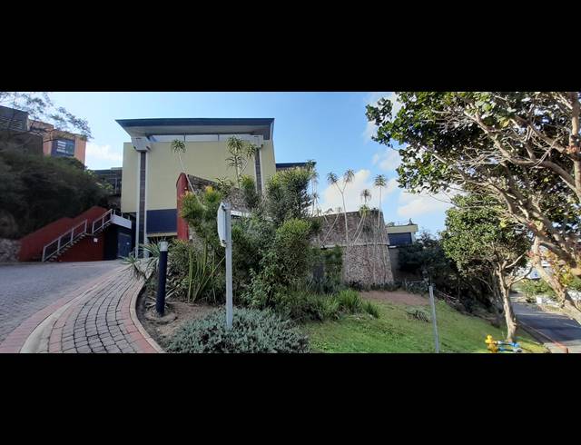 283M² OFFICE TO LET IN DAWNCLIFFE